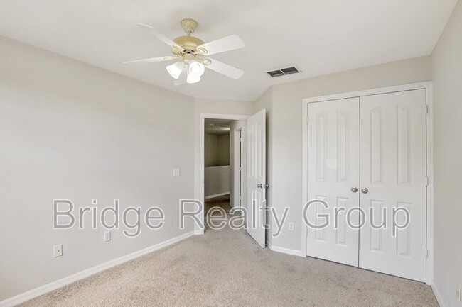 Building Photo - 735 Siena Palm Dr
