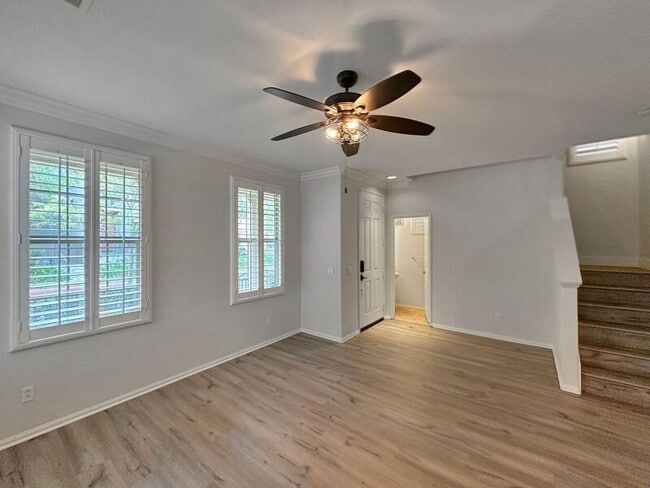 Building Photo - 1828 Scarlet Pl