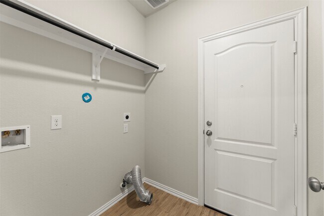 Building Photo - 31322 Conover Dr