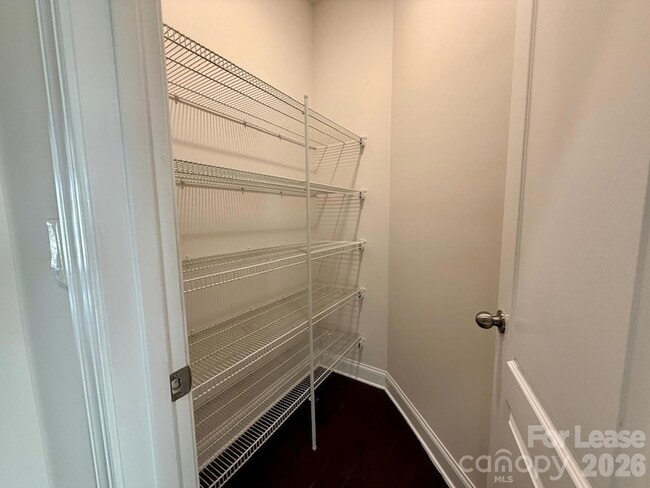 Building Photo - 1722 Spears Dr NW