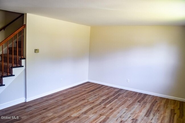 Building Photo - 37 Swayze Dr