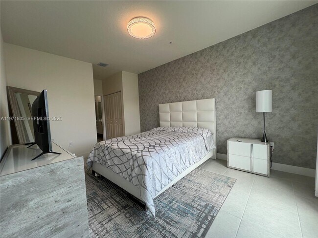 Building Photo - 8001 NW 41st St