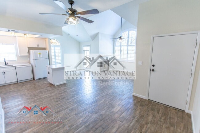 Building Photo - 20 S Buena Vista Ave