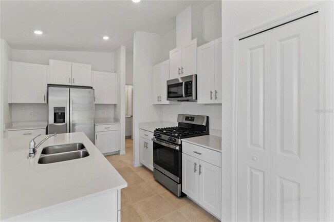 Building Photo - 9136 Tequila Sunrise Dr