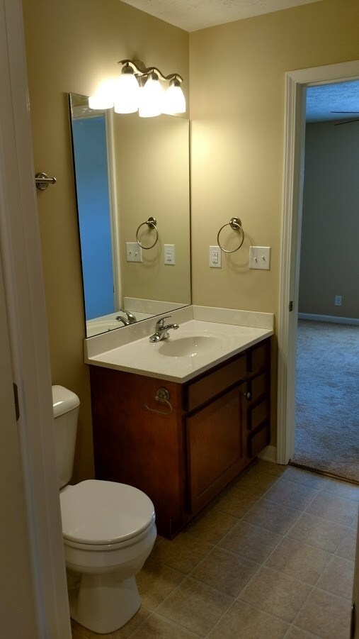 Building Photo - 11307 Breeze Cir