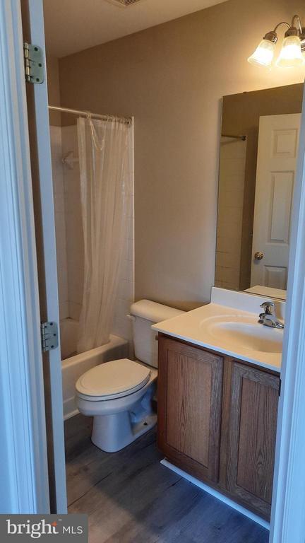 Building Photo - 7546 Stephen Dr