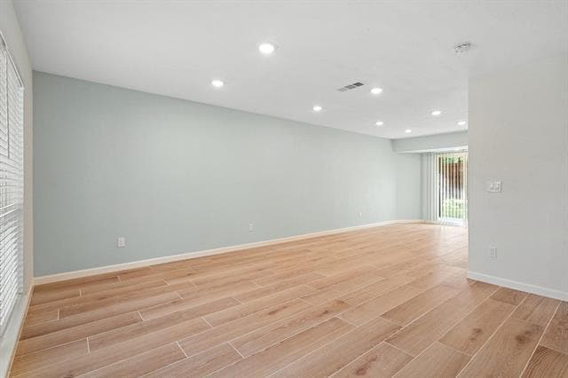 Building Photo - 2101 Country Dell Dr