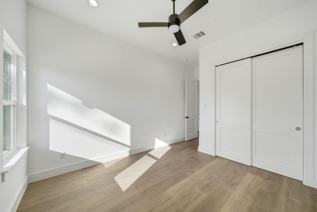 Building Photo - 2036 Thonig Rd