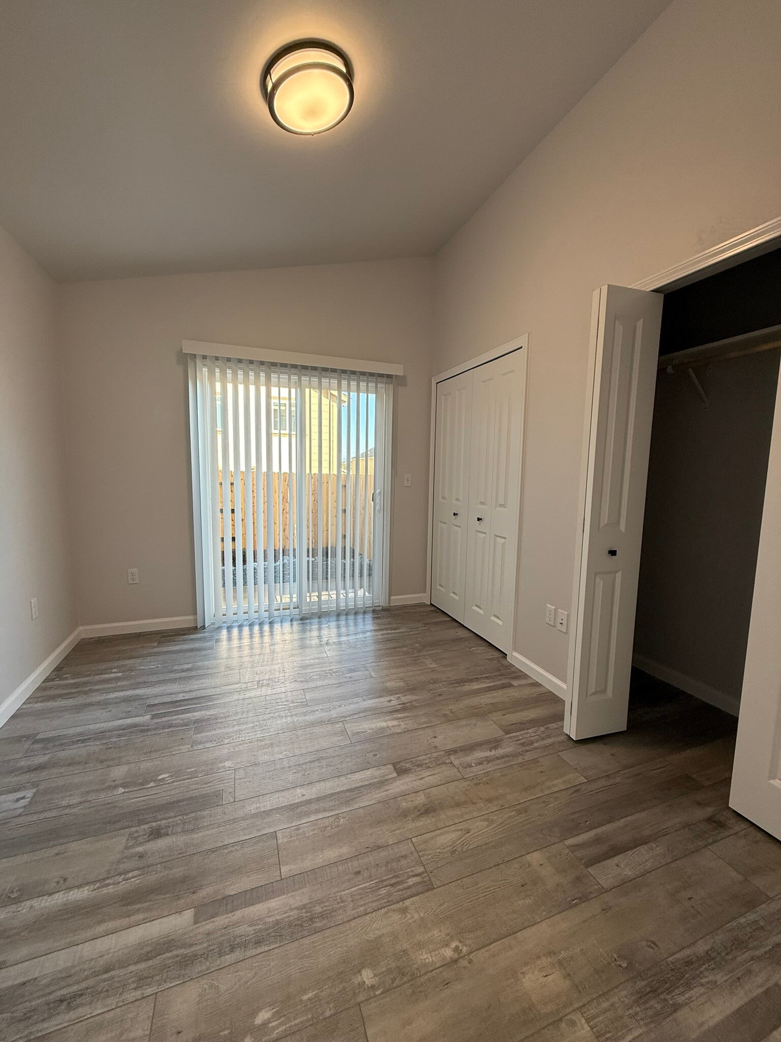 Building Photo - 1660 Ascent Pl