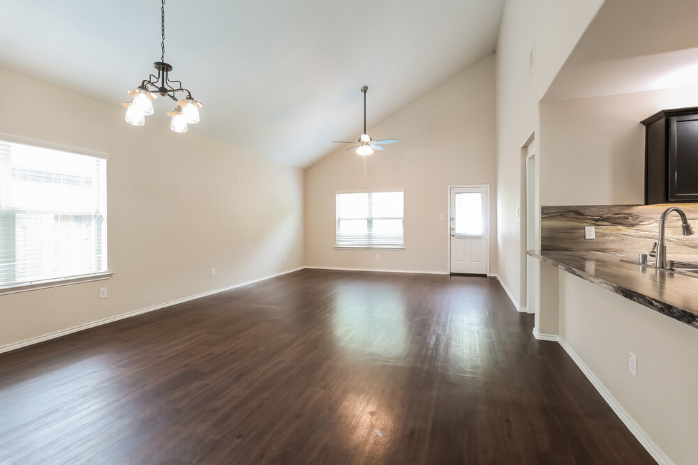 Building Photo - 20335 Louetta Reach Dr