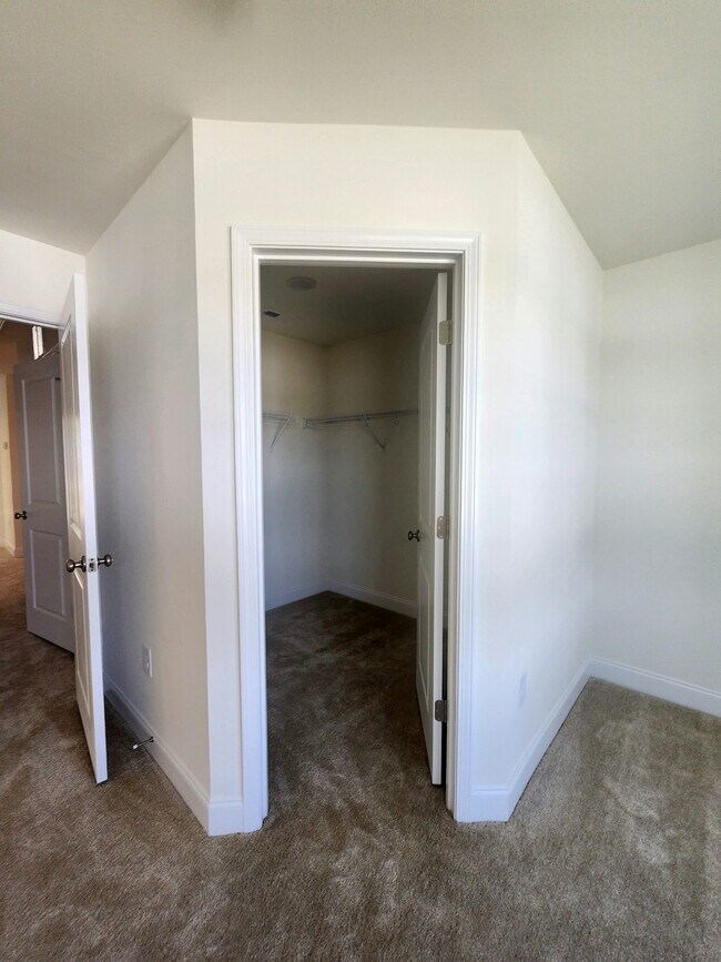 Building Photo - 4919 Caddis Bnd
