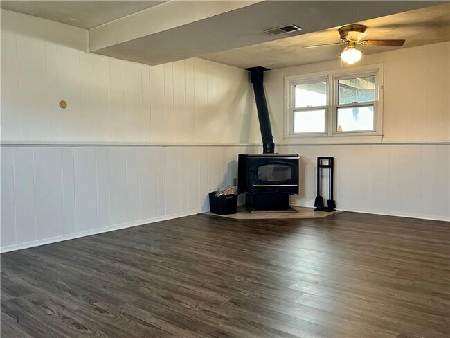 Building Photo - 35 Namquid Dr