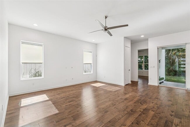 Building Photo - 6719 S Dauphin Ave