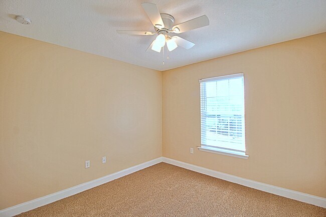 Building Photo - 381 Mancy Garrason Loop