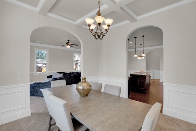 Building Photo - PRICE REDUCED!