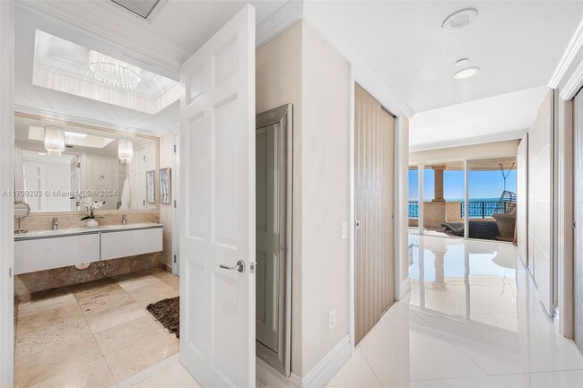 Building Photo - 7454 Fisher Island Dr