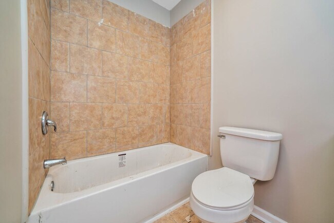 Building Photo - Renovated 4-Bed Home in Pleasant Grove!