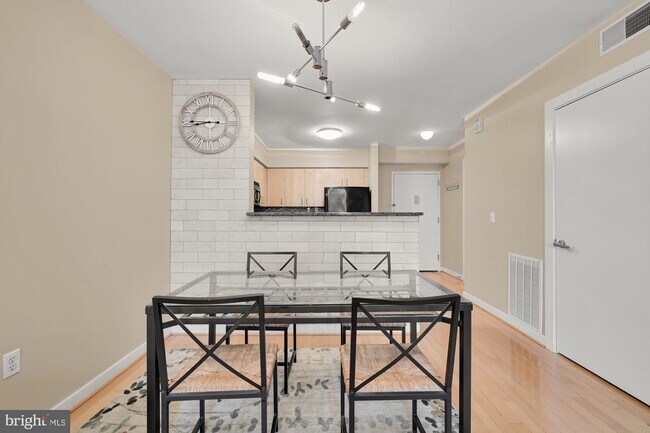 Building Photo - 1000 New Jersey Ave SE