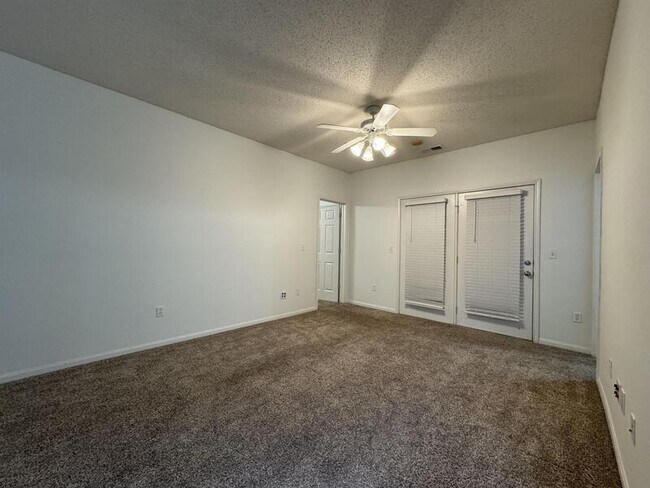 Building Photo - 2200 Classen Blvd