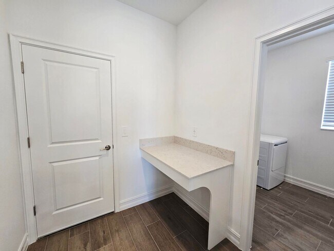 Building Photo - Annual Rental in Stonegate Preserve – Brand-New 3 Bedroom, 2.5 Bath Home with Loft, Main-Level Pr...