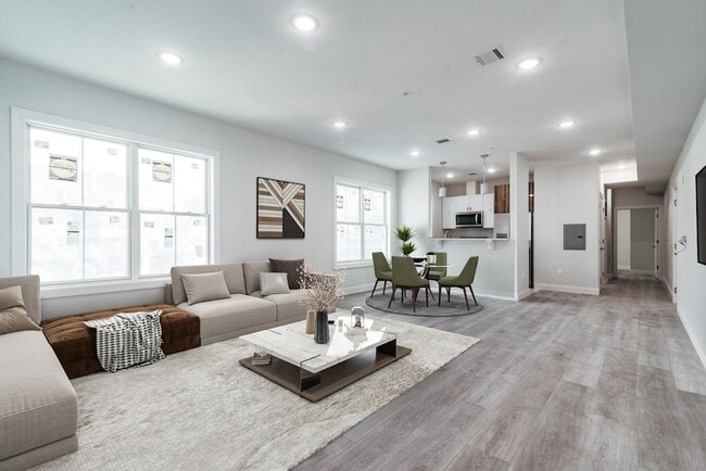 Building Photo - 144 Bergen Ave