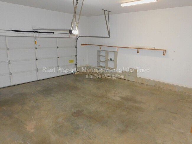 Building Photo - 4108 Stillbrook Ln