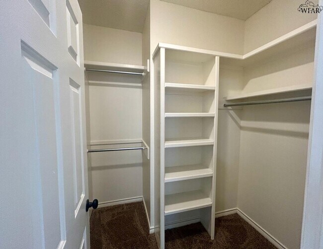 Building Photo - 2820 Judson Cir