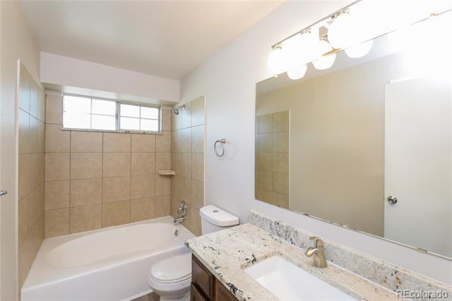 Building Photo - 20851 E Scott Cir