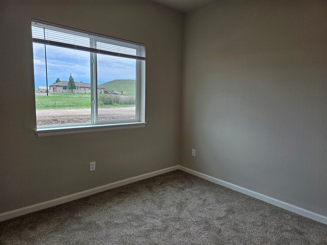 Building Photo - 1615 Richard Martin Dr