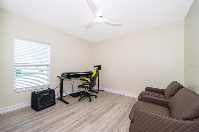 Building Photo - 2630 Summerland Way