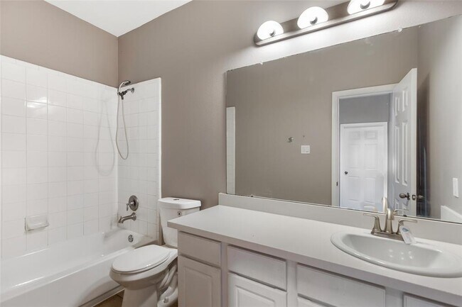 Building Photo - 13810 Birney Point Ln