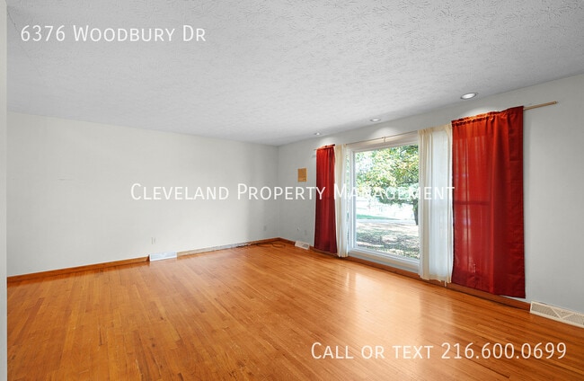 Building Photo - 6376 Woodbury Dr