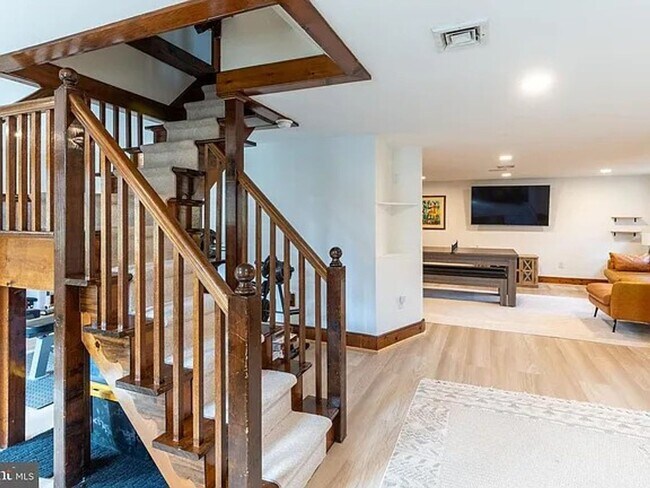 Building Photo - Charming 3-Bed/2-Bath Home in Upper Makefield Township. Available NOW!