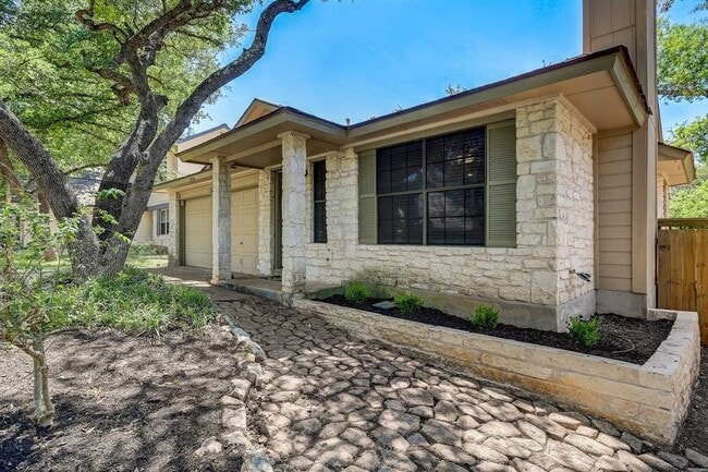 Building Photo - 13006 Moorcroft Ln