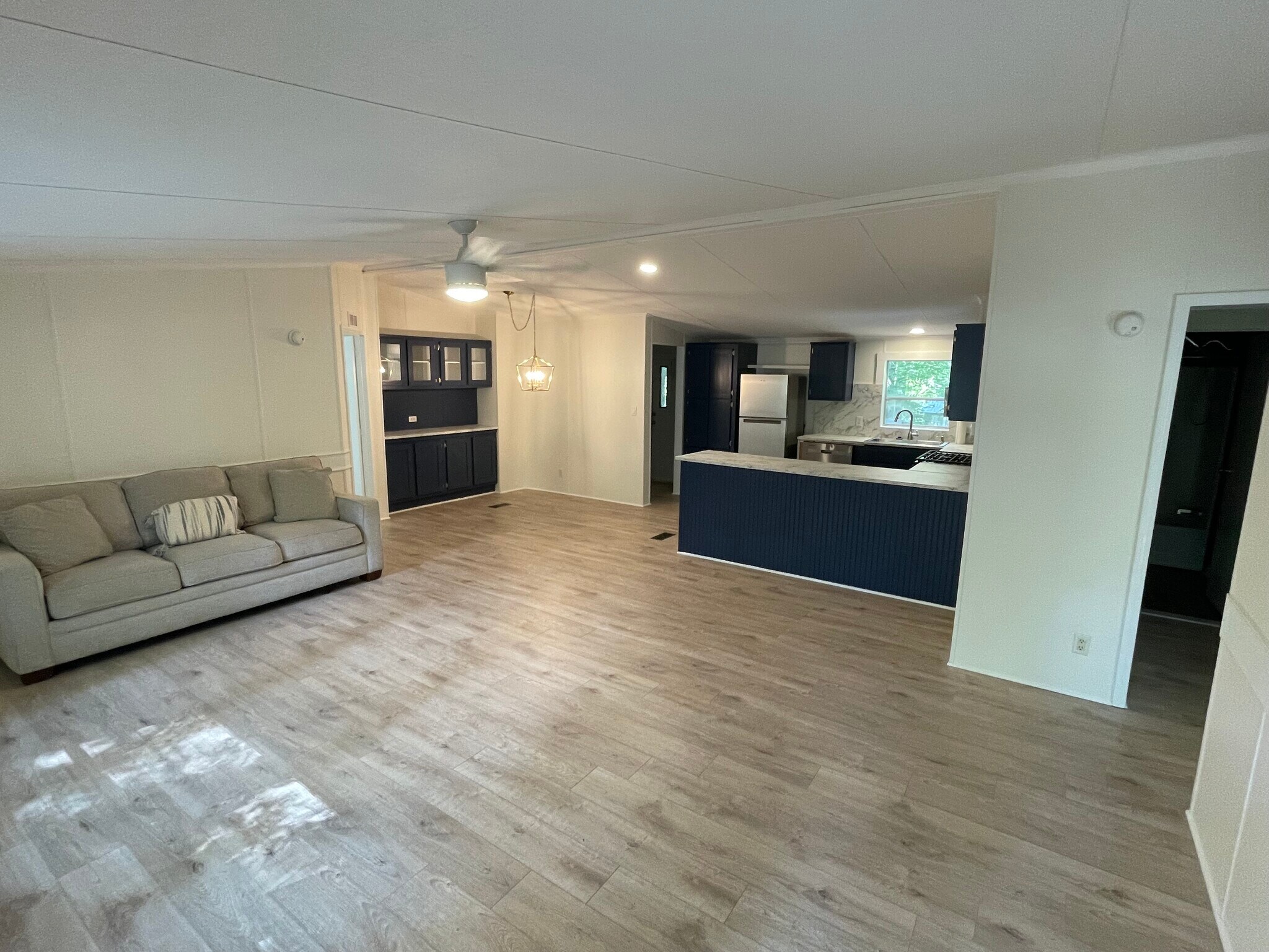 Building Photo - 22957 Pine Rd