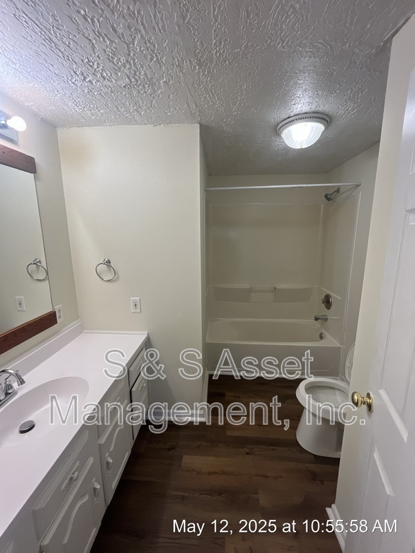 Building Photo - 3132 Garland St