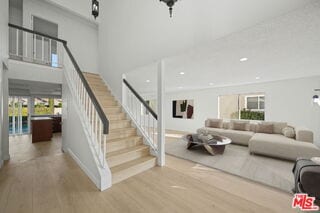 Building Photo - 243 Blanquita Way