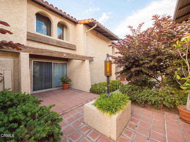 Building Photo - 502 W Huntington Dr