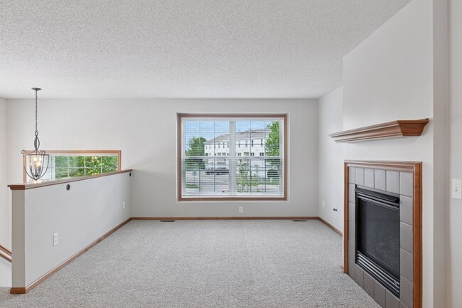 Building Photo - 15130 Fanning Dr N