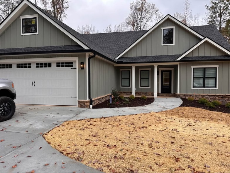 Building Photo - 7280 Franklin Way