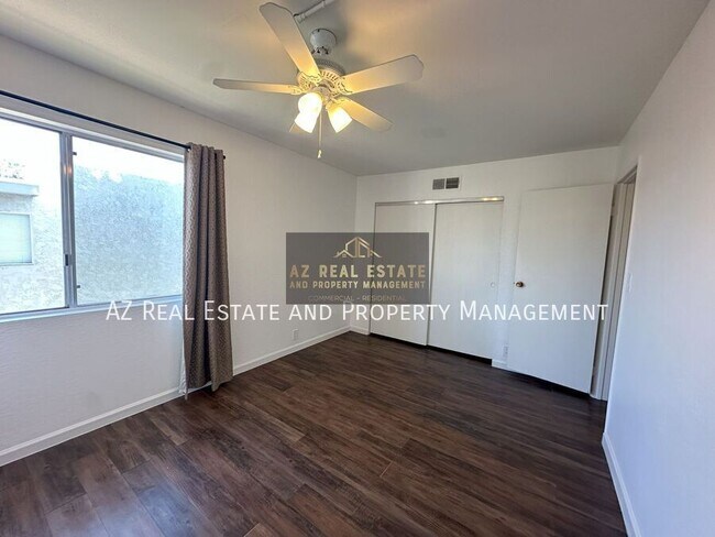 Building Photo - 4620 N 68th St