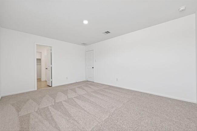 Building Photo - 6273 Alder Crk Dr