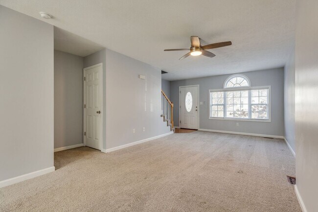 Building Photo - Now Available | 2 Bedroom 2.5 Bath | Bristol, TN