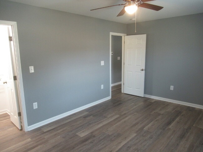 Building Photo - Brick Duplex for Rent Just Minutes from Lincolnton!