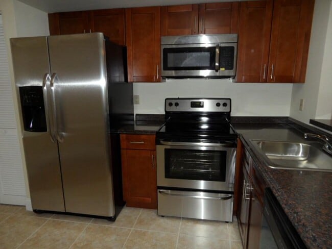 Building Photo - 3884 NW 90th Ave