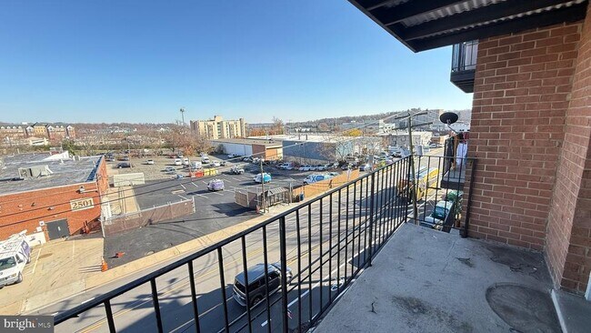 Building Photo - 3400 25th St S