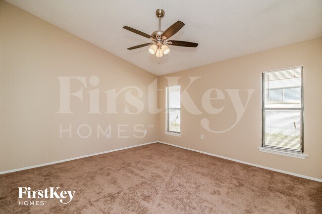 Building Photo - 1454 Marigold Dr