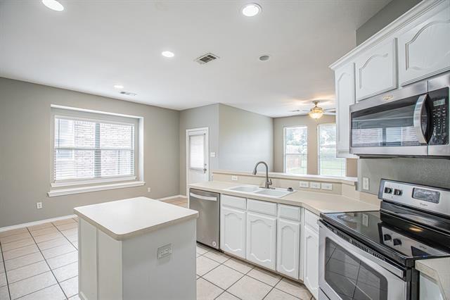Building Photo - 3848 Brandywine Ln
