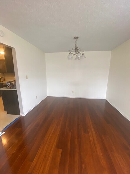Building Photo - 284 El Conquistador Pl