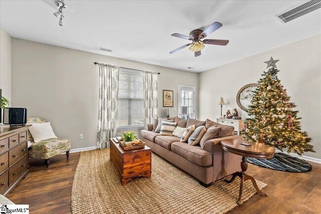 Building Photo - 132 Xander Dr